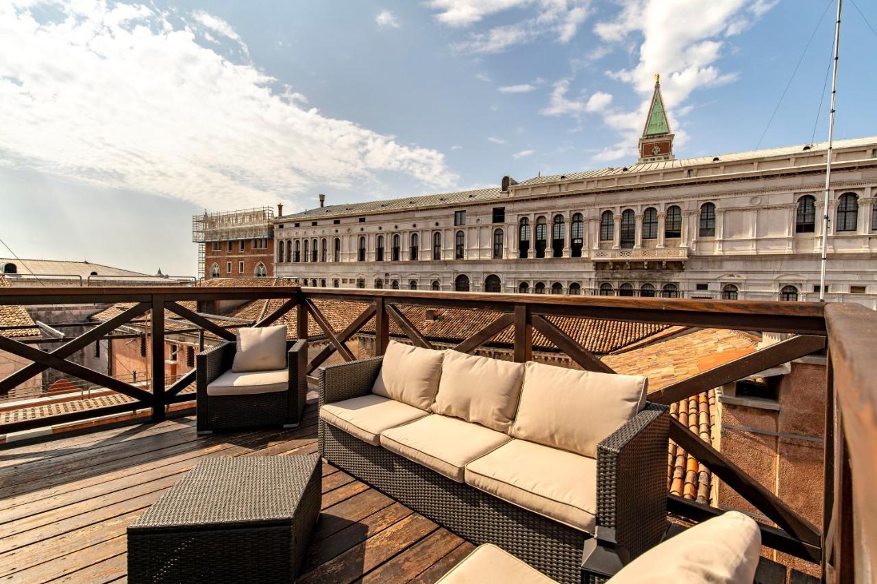 St. Mark Ca' Algi -Apartment With Beautiful Roof Terrace ヴェネツィア エクステリア 写真