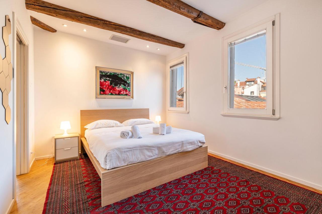 St. Mark Ca' Algi -Apartment With Beautiful Roof Terrace ヴェネツィア エクステリア 写真